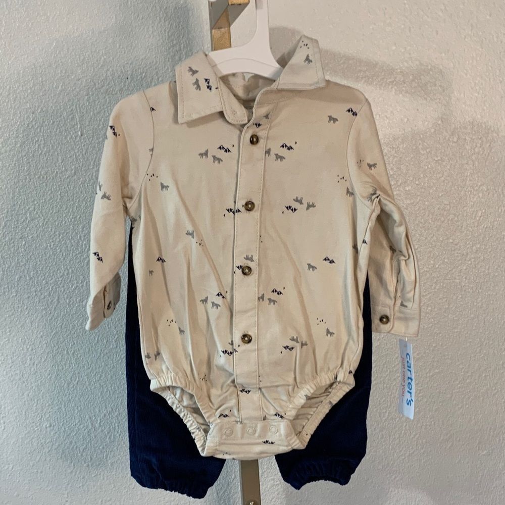 Carter's Cream and Navy wolves Onesie set- 9months
